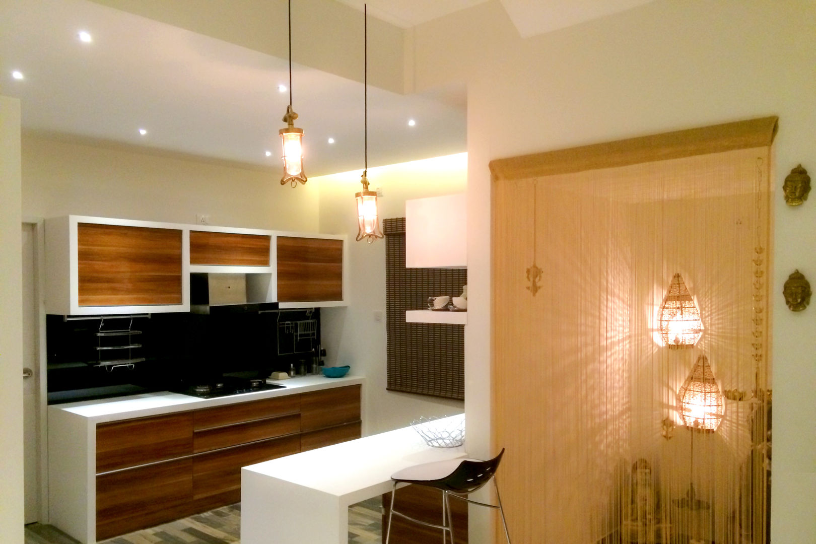 homify Modern kitchen Wood Wood effect Cabinets & shelves