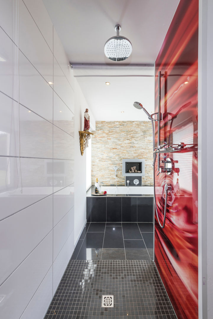 Durchgehbare Dusche homify Modern Bathroom Duschwand