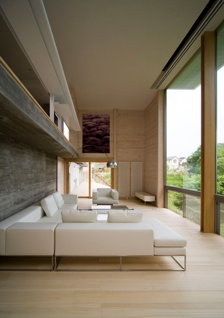 愛車と暮らす家（フェラーリ）, Kenji Yanagawa Architect and Associates Kenji Yanagawa Architect and Associates Living room Wood Wood effect