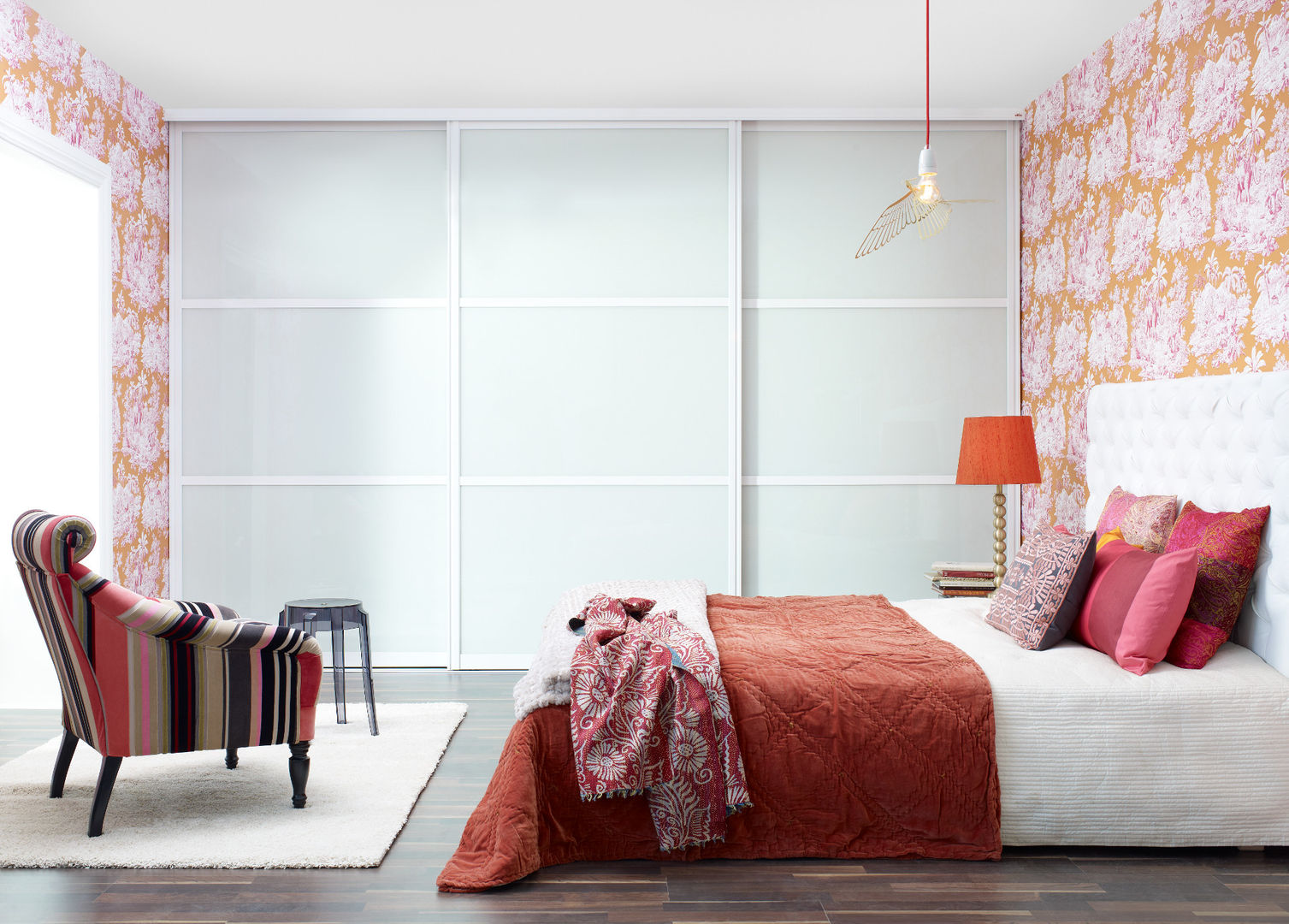 homify Modern style bedroom