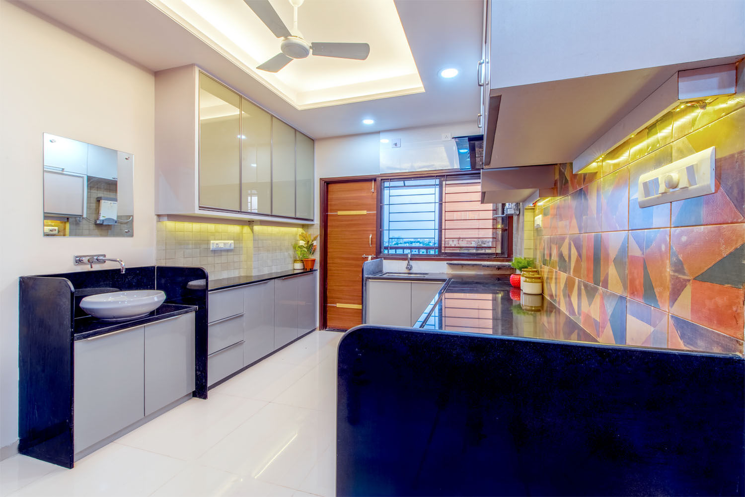 Pimpalgaonkar House homify Asian style kitchen