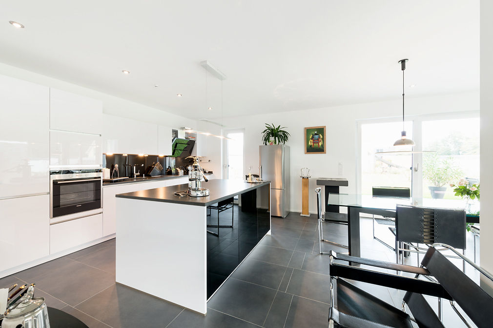 Haus EW7, Hellmers P2 | Architektur & Projekte Hellmers P2 | Architektur & Projekte Modern kitchen