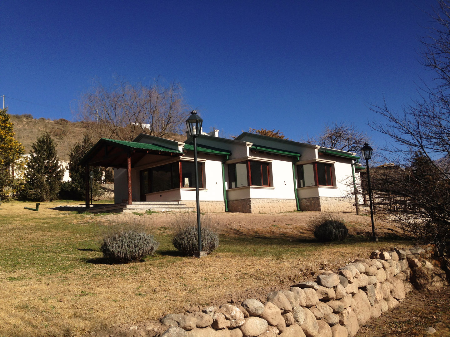 Casa de Huespedes - "SR", Comma - Oficina de arquitectura Comma - Oficina de arquitectura Casas de estilo rural