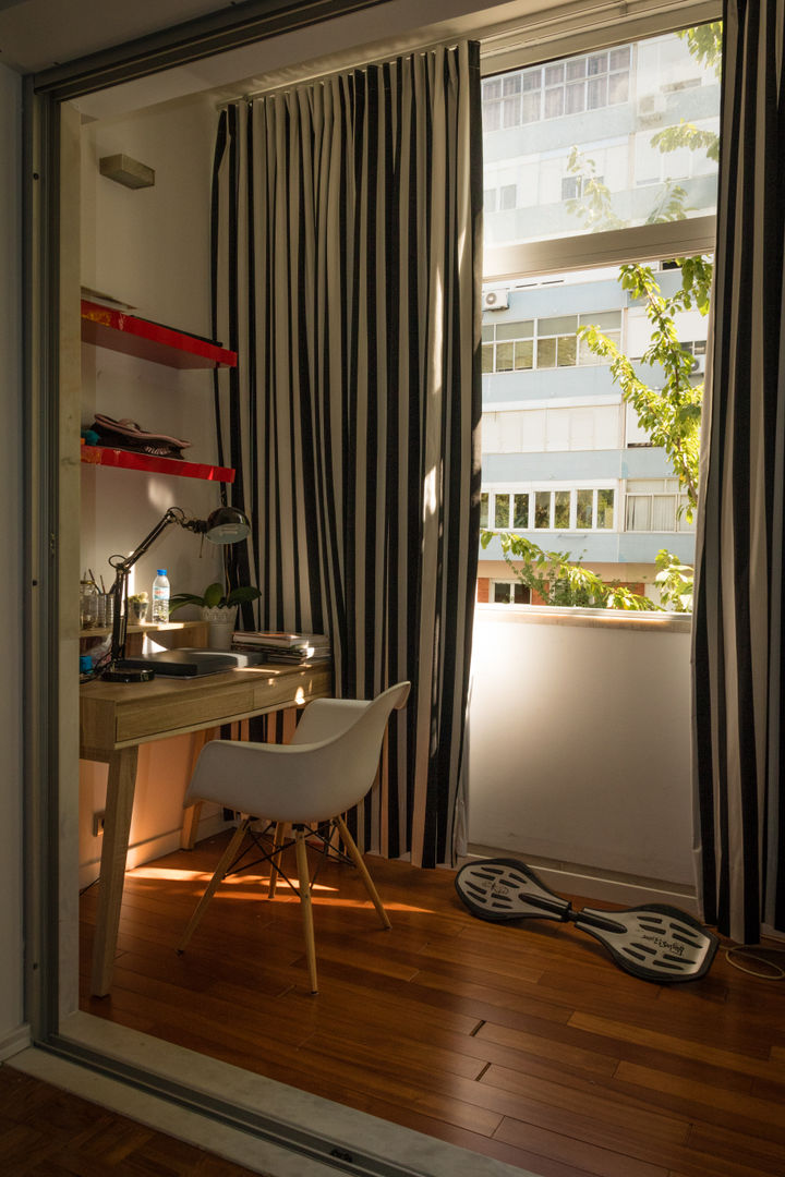 Apartamento Lisboa, Atelier Ana Leonor Rocha Atelier Ana Leonor Rocha Ausgefallene Schlafzimmer