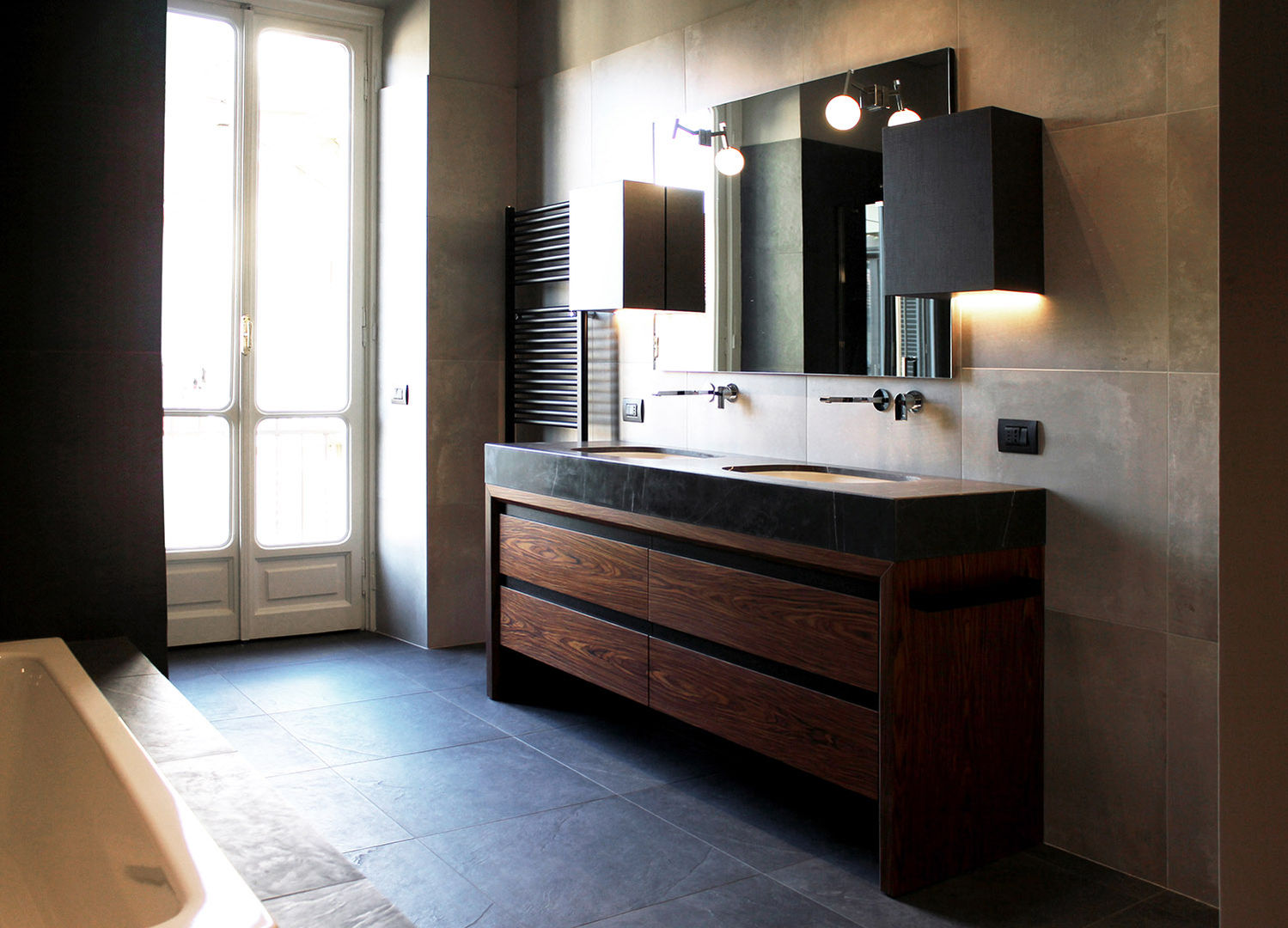 Via Colli, Onice Architetti Onice Architetti Ванная комната в эклектичном стиле Твердая древесина Многоцветный