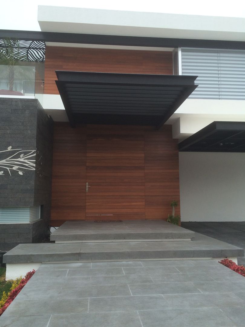 homify Modern windows & doors Wood Wood effect