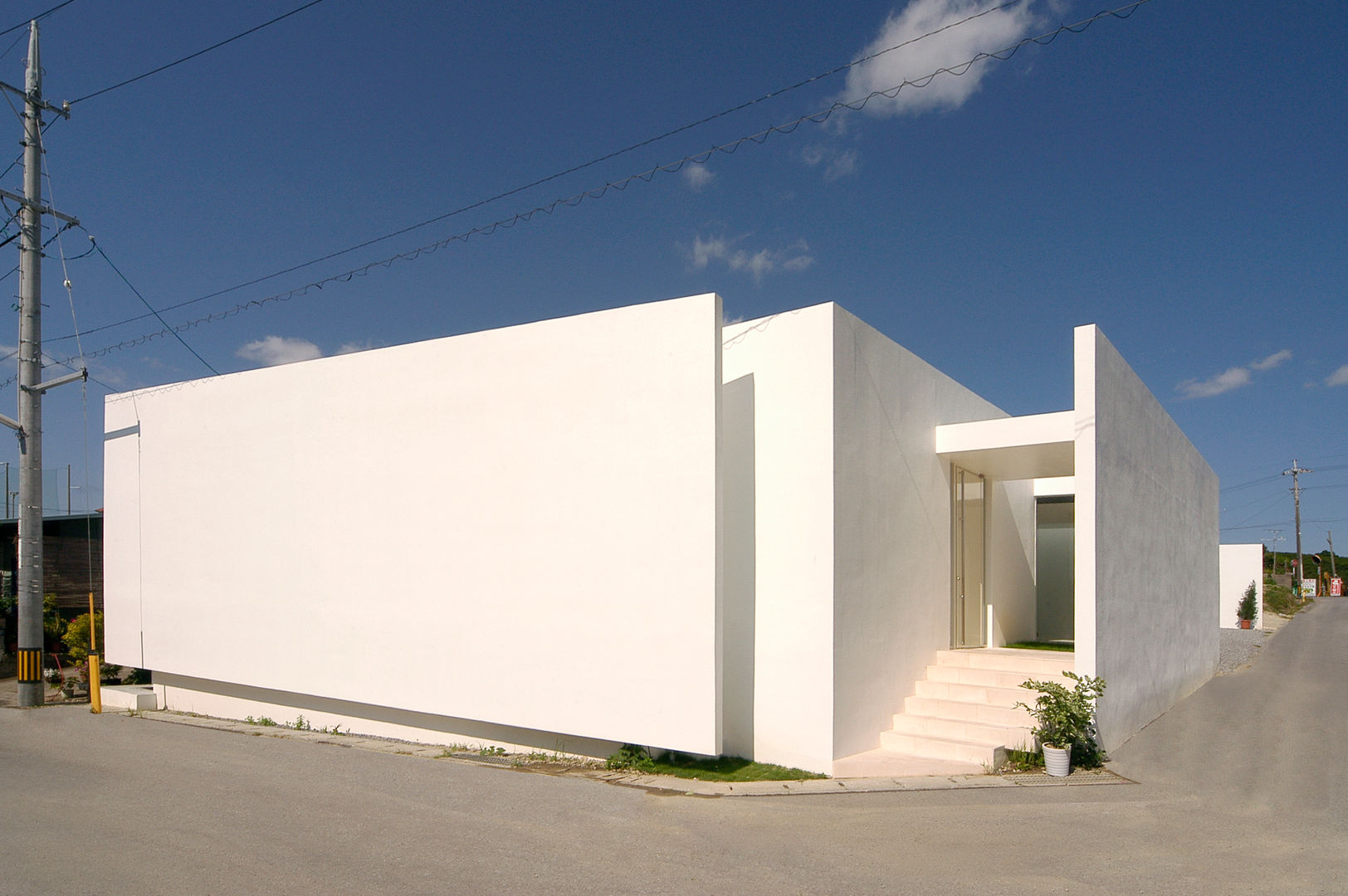 KNJ-HOUSE, 門一級建築士事務所 門一級建築士事務所 Minimalist houses Reinforced concrete