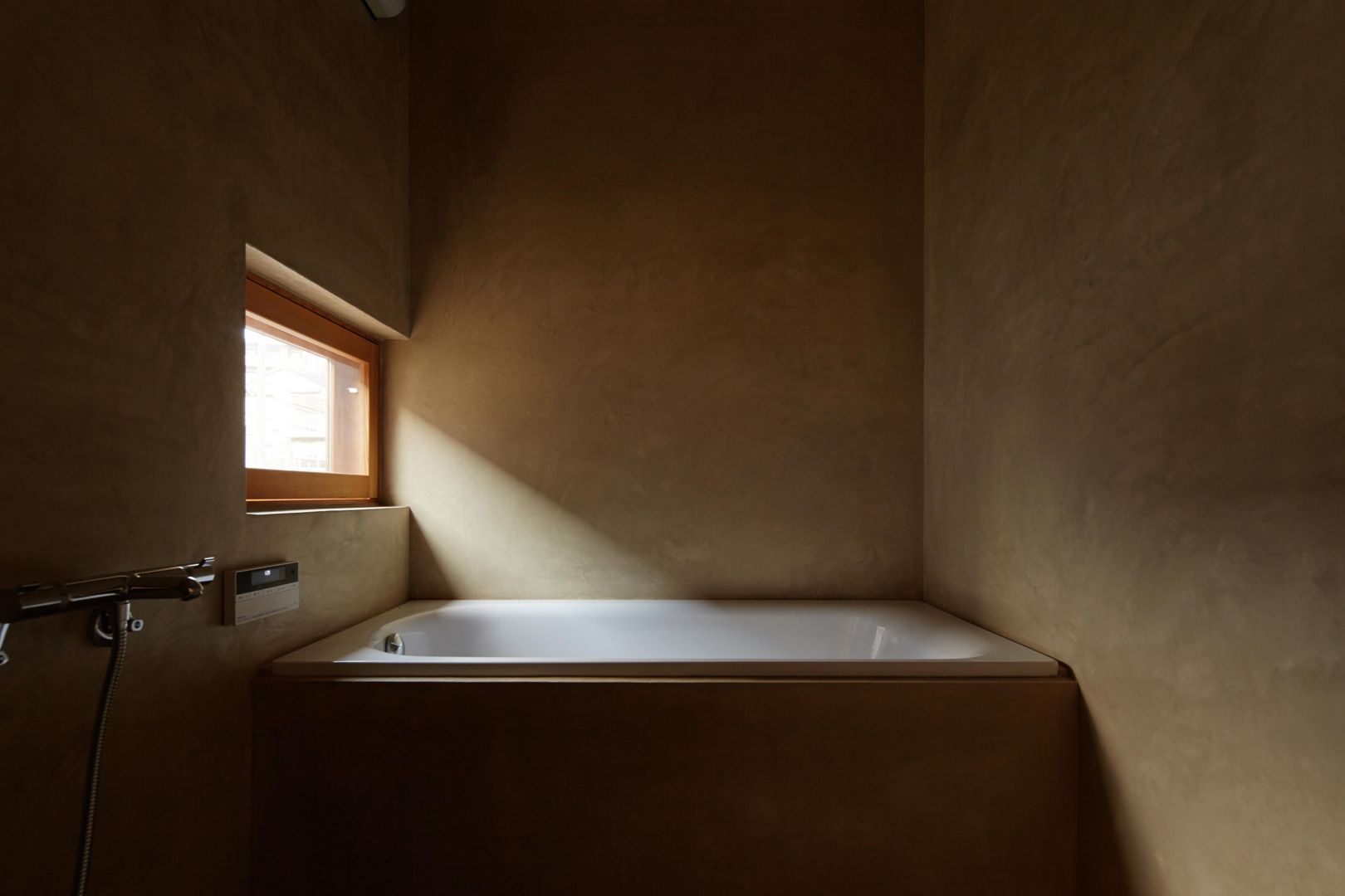 浴室 一級建築士事務所 こより モダンスタイルの お風呂