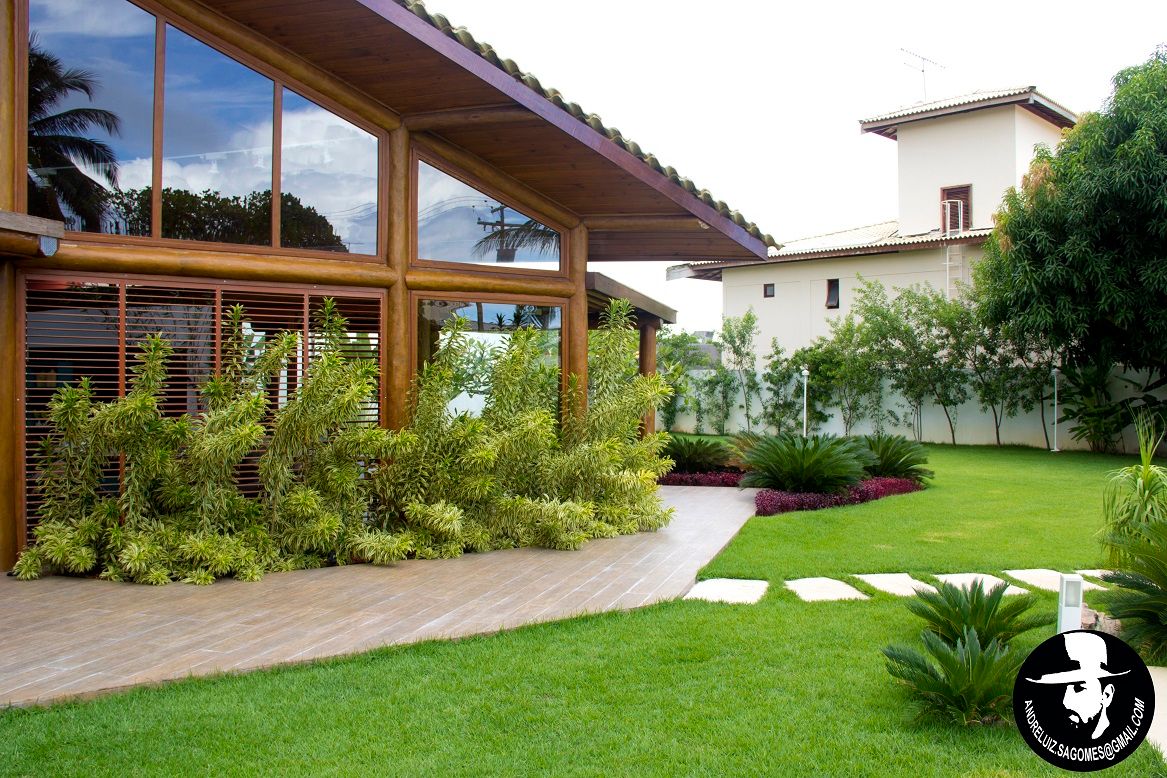 CASA DE PRAIA EM CONDOMINIO - GUARAJUBA / BAHIA, Tânia Póvoa Arquitetura e Decoração Tânia Póvoa Arquitetura e Decoração บ้านและที่อยู่อาศัย ไม้ Wood effect