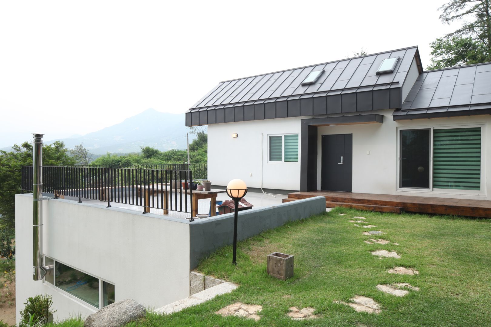 도곡리 주택, 위드하임 Withheim 위드하임 Withheim Jardines de estilo moderno