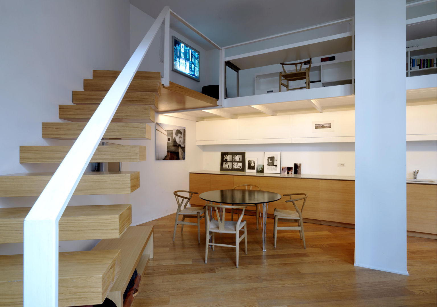 Loft - via Maiocchi - Milano, Fabio Azzolina Architetto Fabio Azzolina Architetto Corridor & hallway