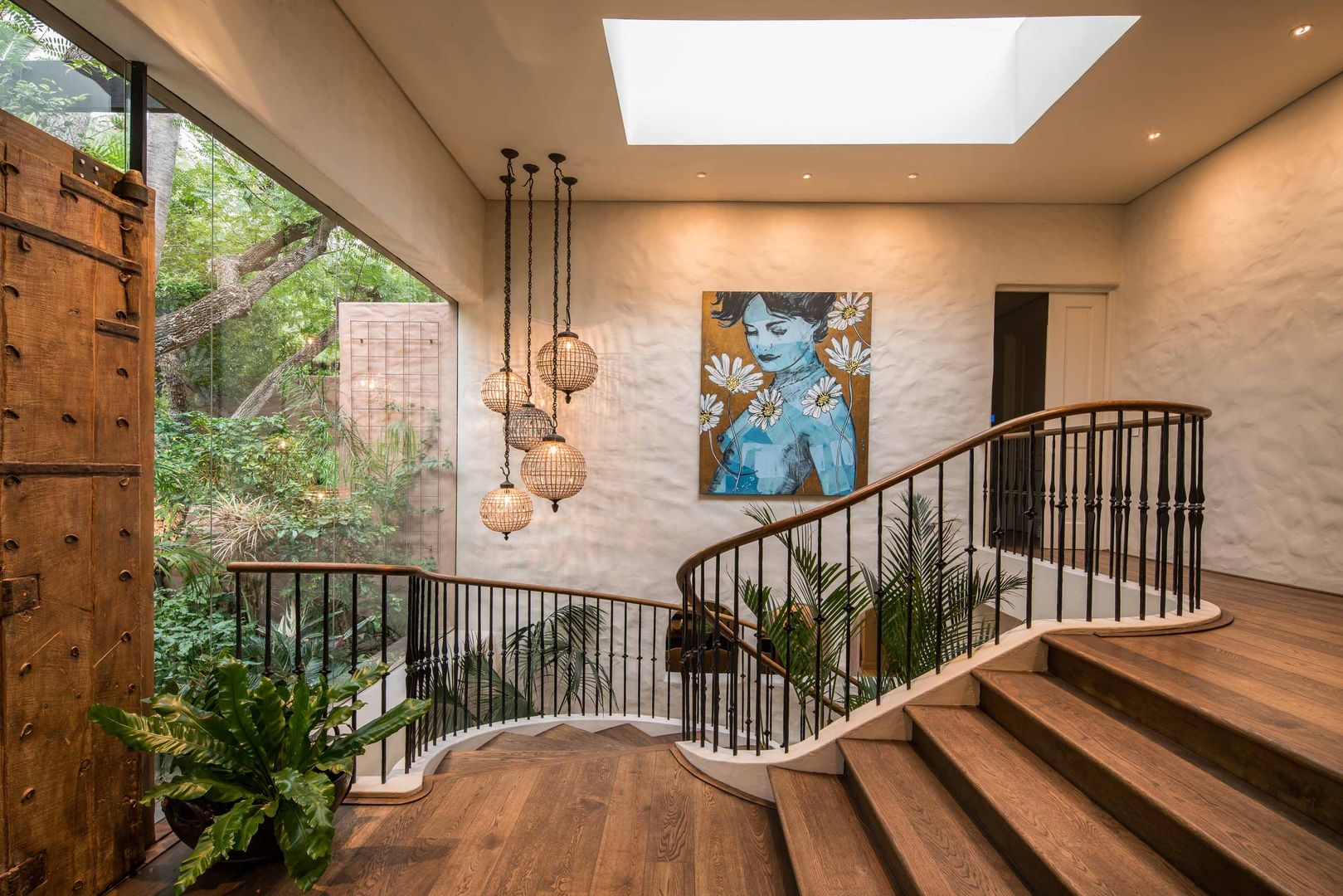 THE VILLA, CAPE TOWN I MARVIN FARR ARCHITECTS MARVIN FARR ARCHITECTS Eclectic style corridor, hallway & stairs