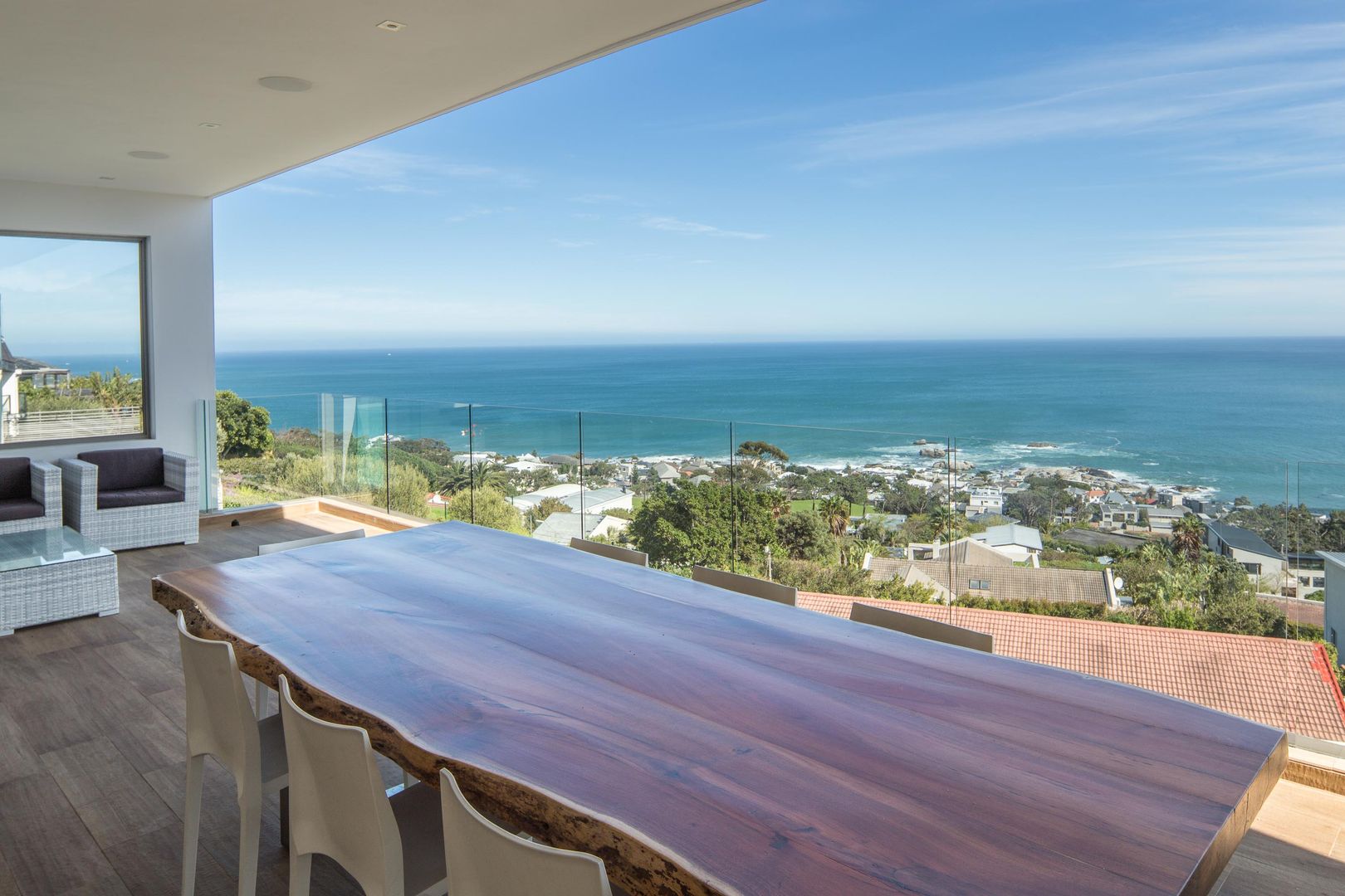 HOUSE I ATLANTIC SEABOARD, CAPE TOWN, MARVIN FARR ARCHITECTS MARVIN FARR ARCHITECTS Balcones y terrazas modernos