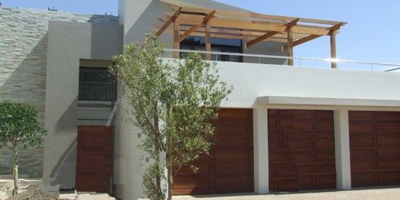 Entrance, architect Designed Stellenbosch Farmhouse Beverley Hui Architects Modern houses