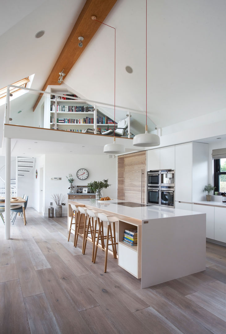 White Kitchen Designer Kitchen by Morgan Cuisine moderne library,white,kitchens,contemporary