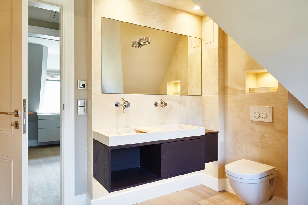 Haus auf Sylt, SALLIER WOHNEN SYLT SALLIER WOHNEN SYLT Modern style bathrooms Sandstone