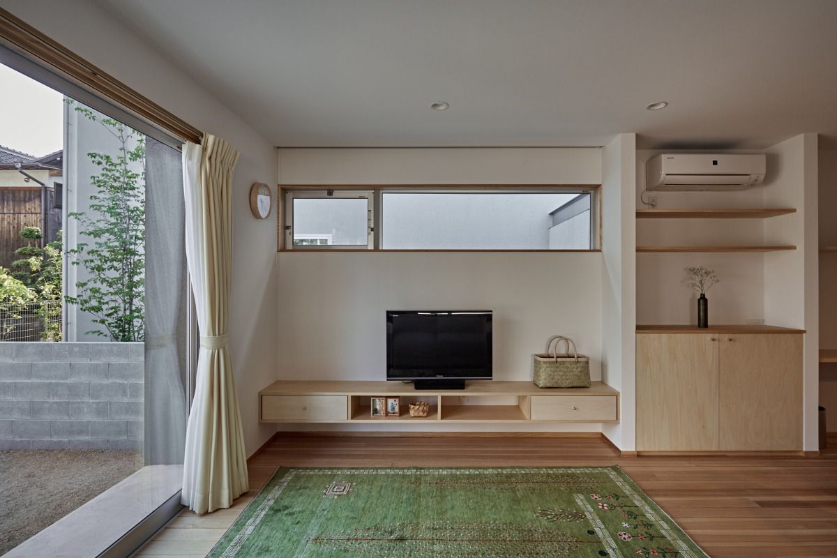 校舎がみえる小さな家, toki Architect design office toki Architect design office Living room