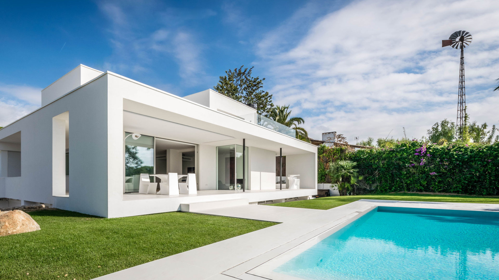 Herrero House - Terrace and pool 08023 Architects Casas ecológicas mediterranean, garden, terrace, pool