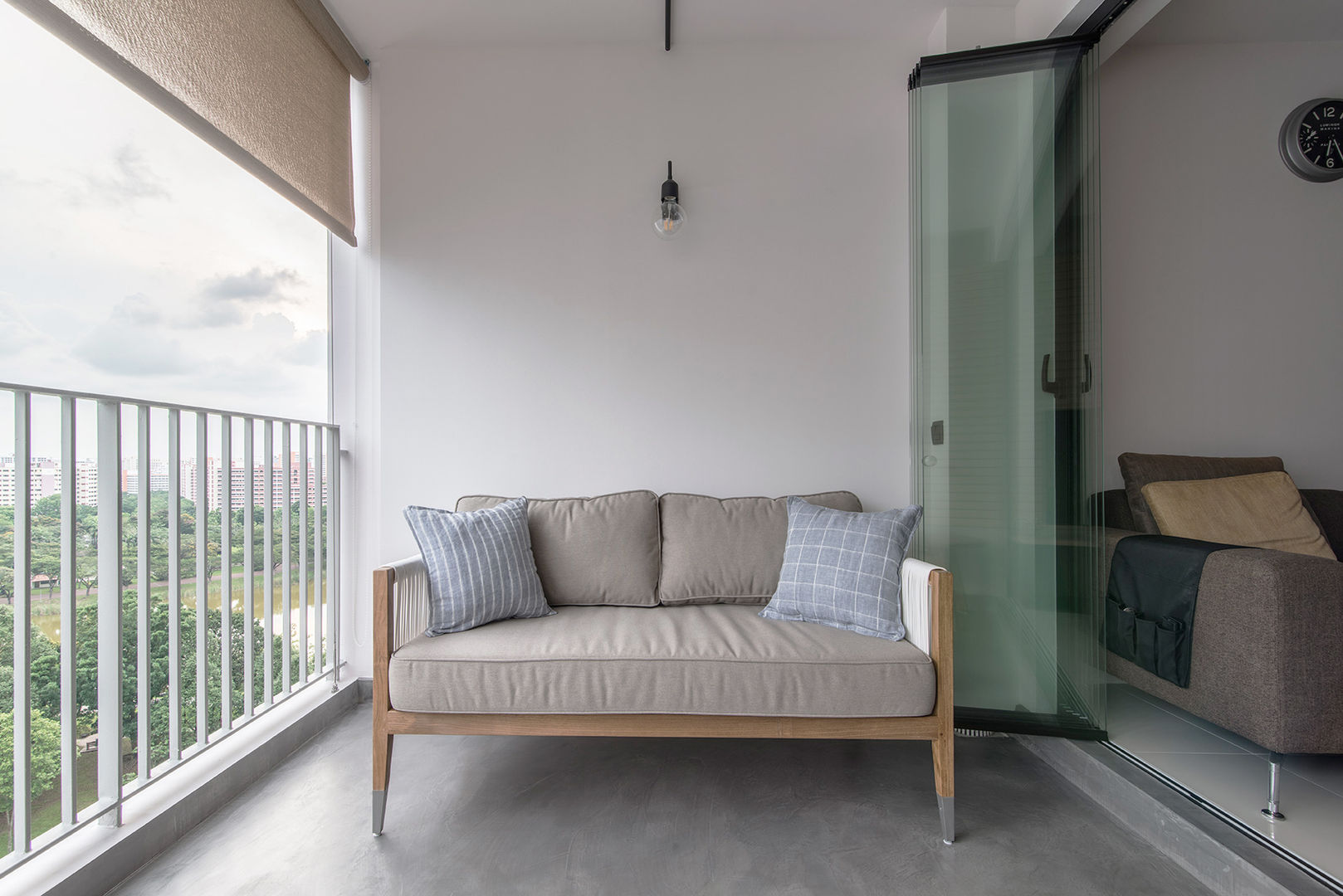 homify Skandinavischer Balkon, Veranda & Terrasse