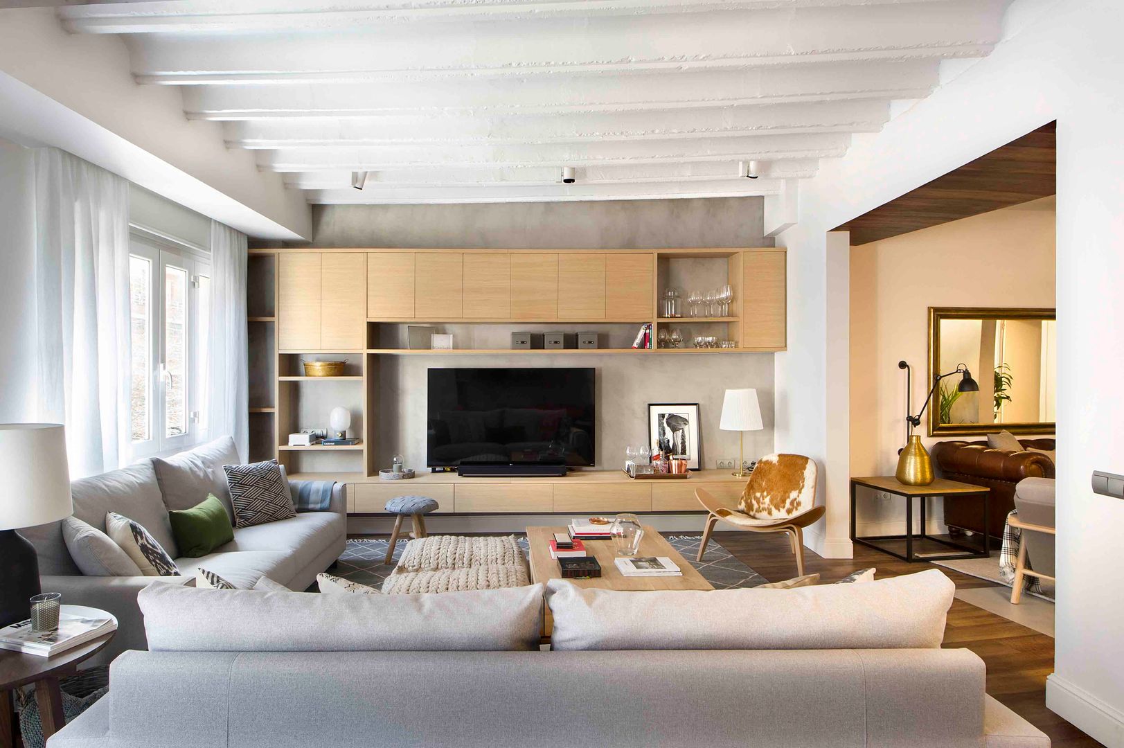 Suite for Ten, Egue y Seta Egue y Seta Mediterranean style living room