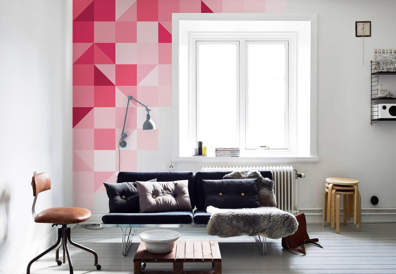 Geometric pink Pixers Livings modernos: Ideas, imágenes y decoración wall mural,geometry,squares,pattern,wallpaper