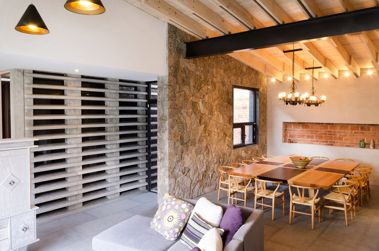 Casa Hornacina, VMArquitectura VMArquitectura Modern dining room Concrete