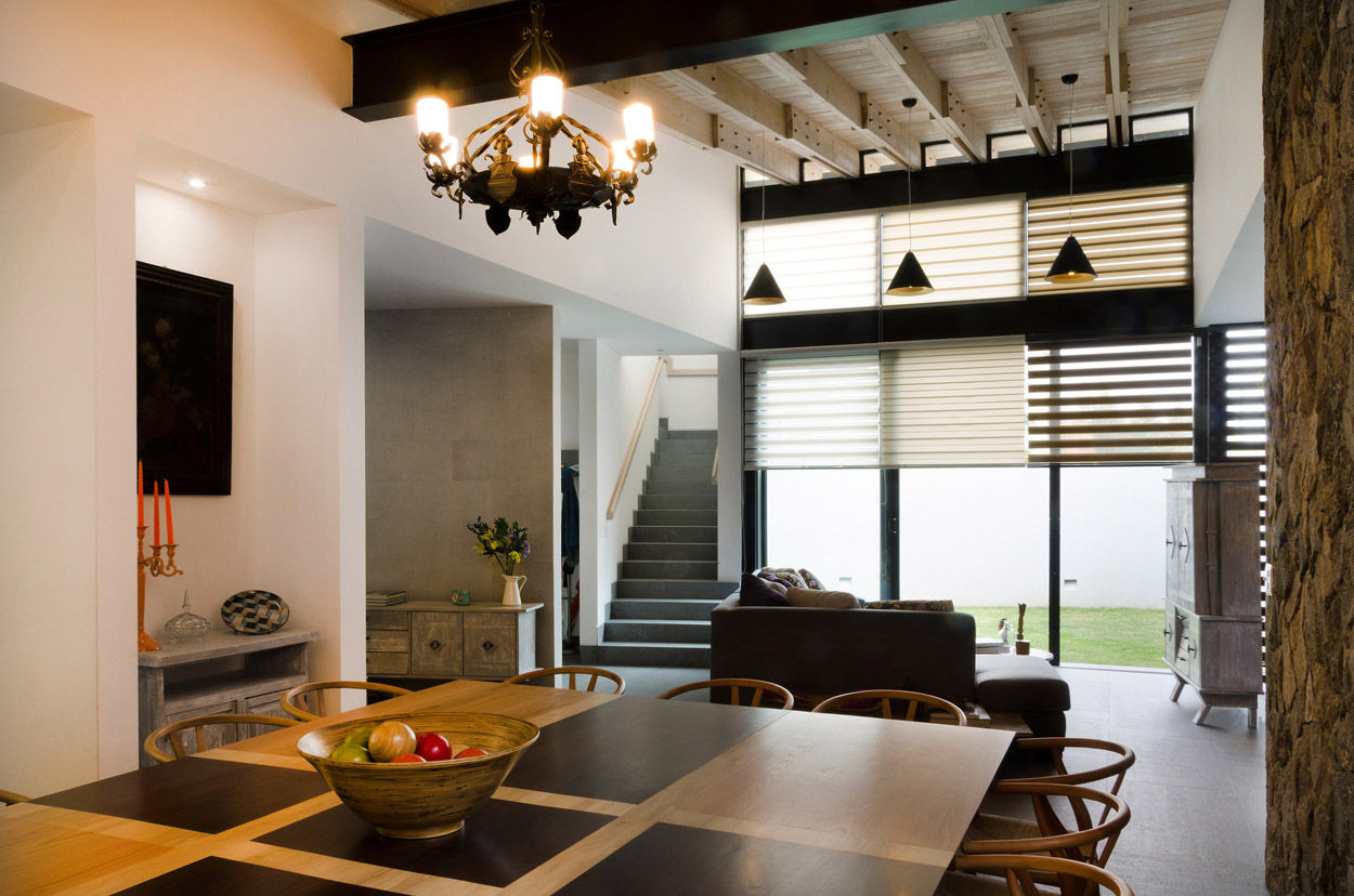 Casa Hornacina, VMArquitectura VMArquitectura Dining room کنکریٹ