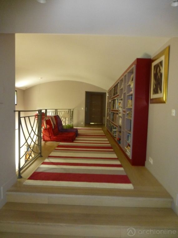 Réhabilitation moderne complète, Archionline Archionline Modern corridor, hallway & stairs