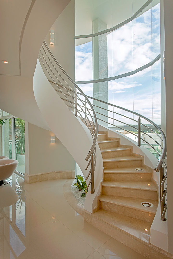 homify Modern corridor, hallway & stairs Marble