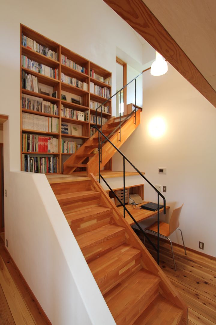 階段を利用した書斎兼書棚 藤松建築設計室 階段 階段