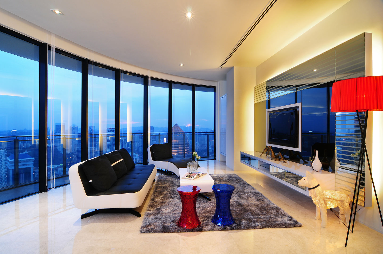 Retro Chic | CONDOMINIUM, Design Spirits Design Spirits Eclectic style living room
