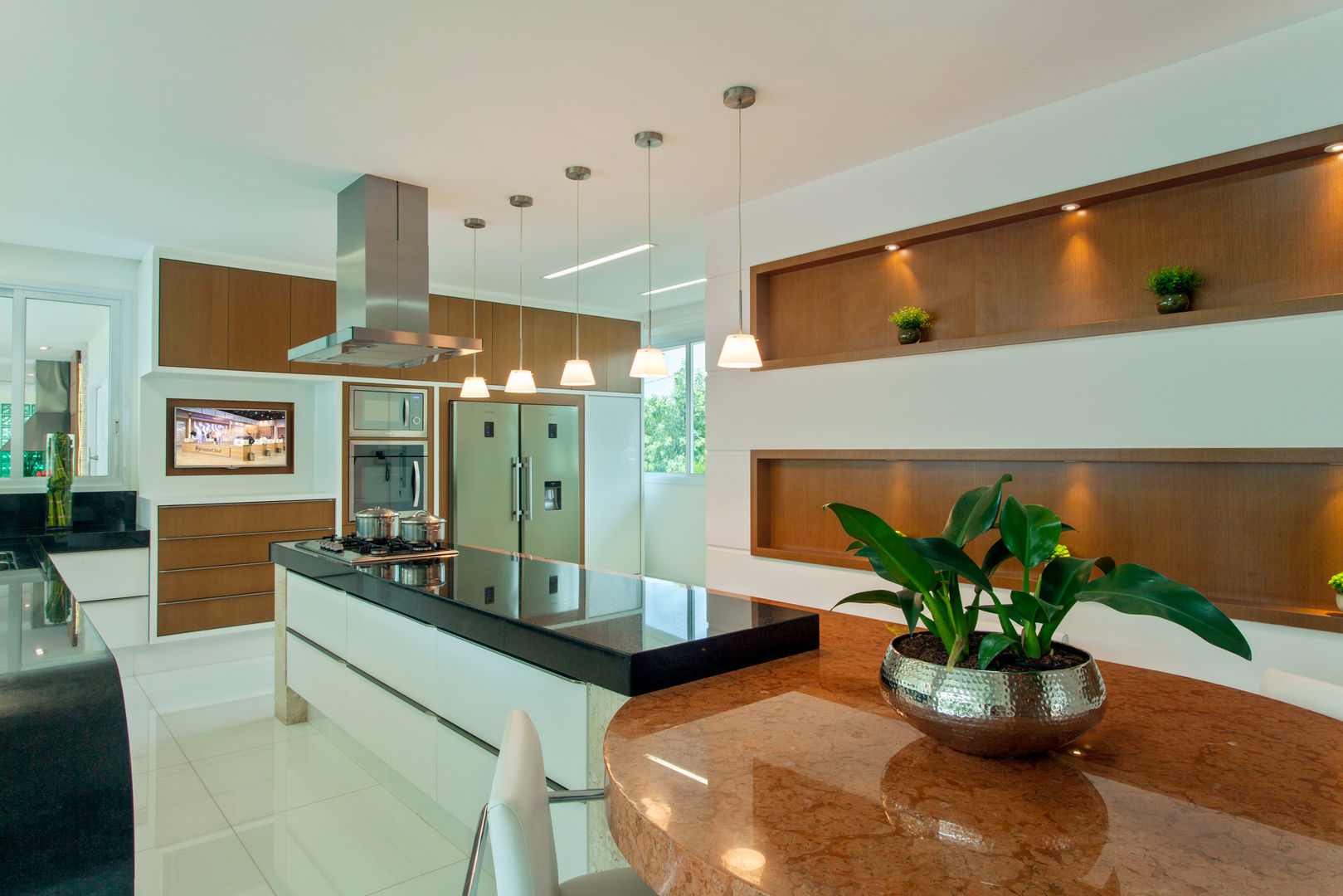 homify Modern style kitchen Marble