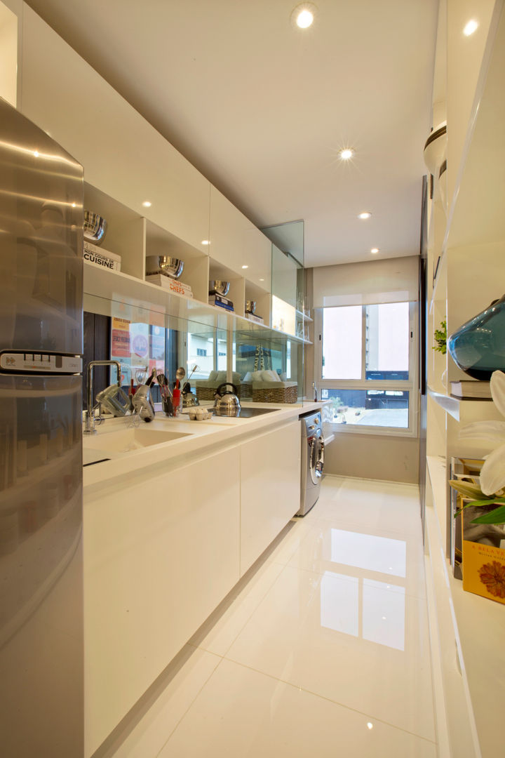 homify Modern style kitchen