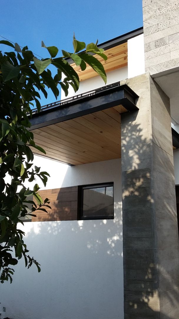 CASA NOGAL, bandella arquitectura bandella arquitectura 現代房屋設計點子、靈感 & 圖片