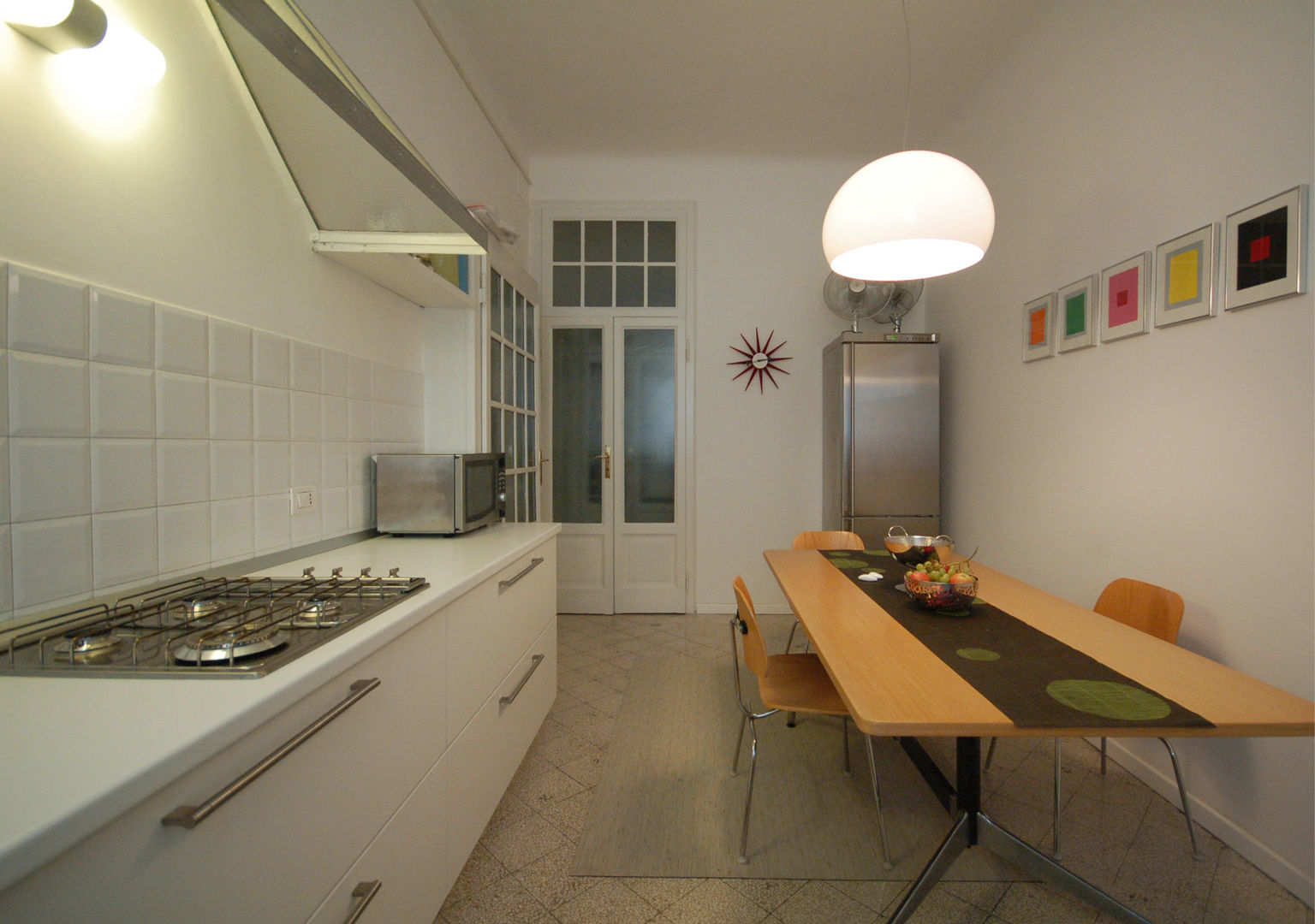 via Palermo - Milan, Fabio Azzolina Architetto Fabio Azzolina Architetto オリジナルデザインの キッチン