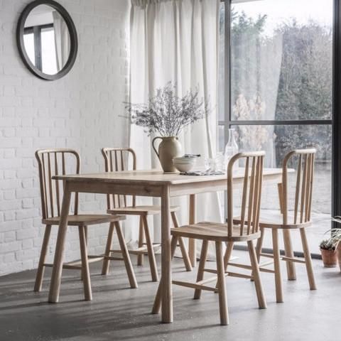 Hudson Living Wycombe Oak Dining Tavle Modish Living Comedores de estilo rústico Madera Acabado en madera Mesas