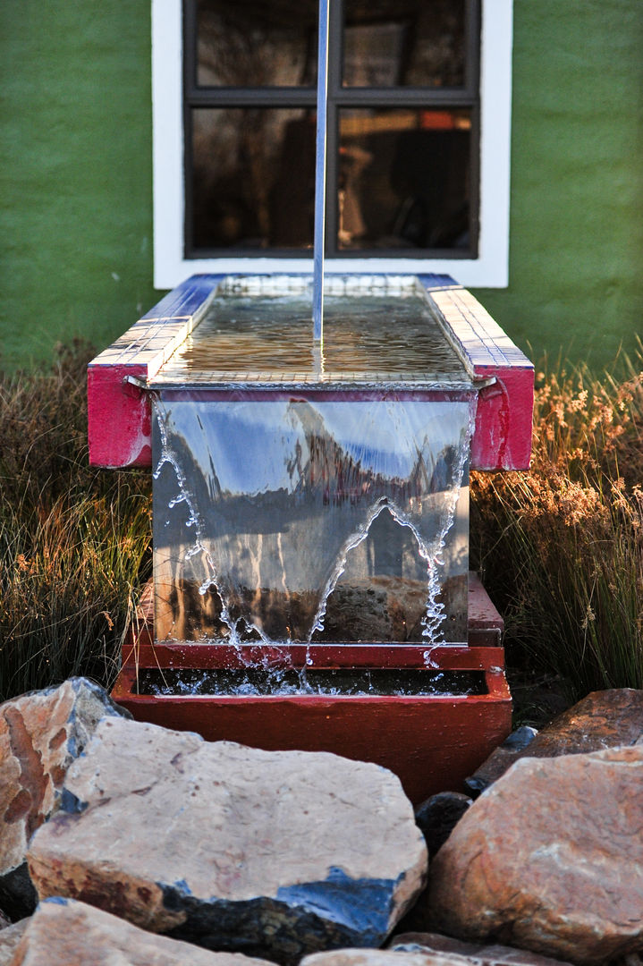 Water Feature homify Modern houses