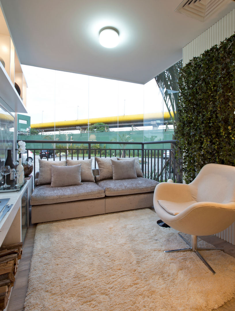 homify Balcones y terrazas modernos