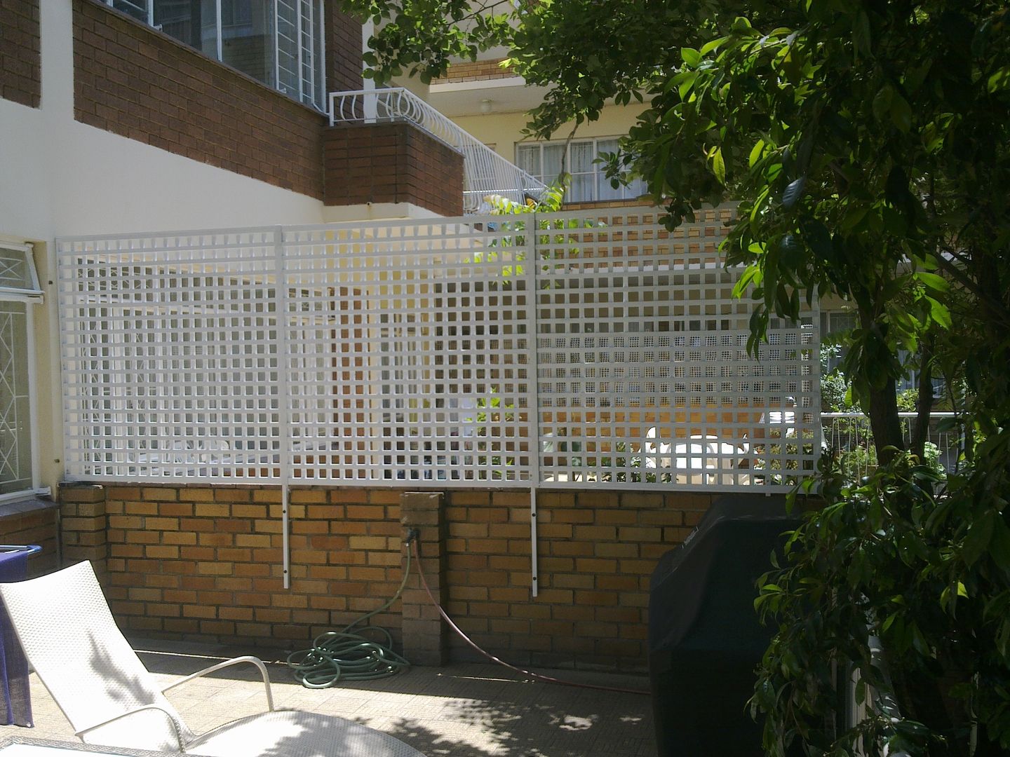 PRIVACY SCREEN Oxford Trellis Modern houses