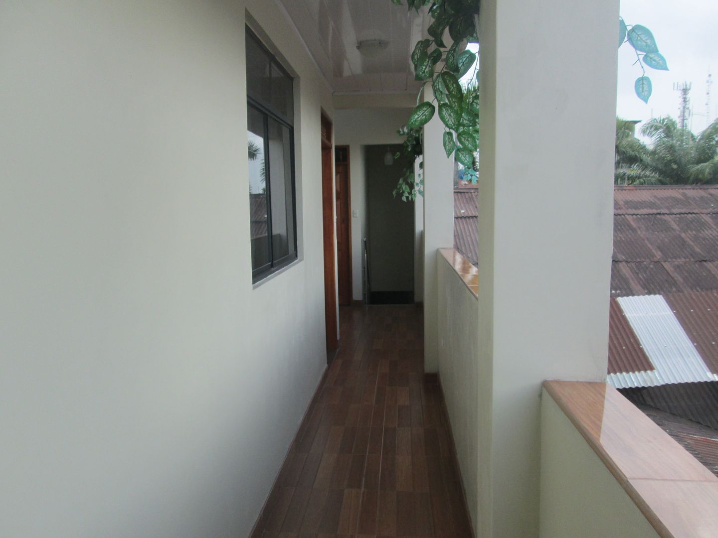 homify Modern corridor, hallway & stairs