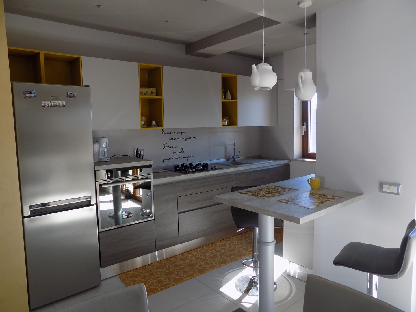 The Kitchen Minions, Cucine e Design Cucine e Design Dapur Modern Electronics