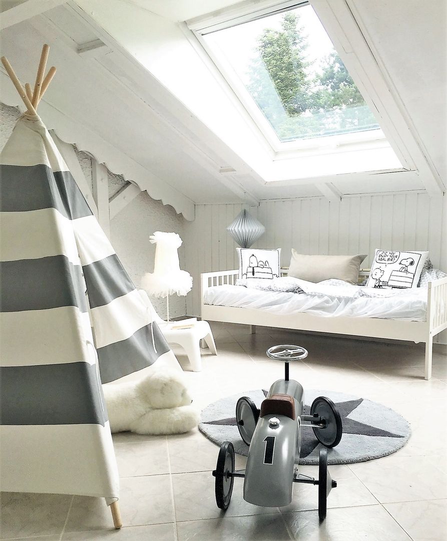 home staging project - presentation without renovation , Münchner home staging AGENTUR GESCHKA Münchner home staging AGENTUR GESCHKA Scandinavian style nursery/kids room