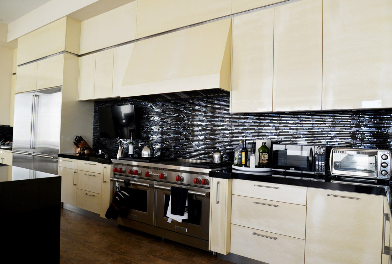 homify Modern style kitchen