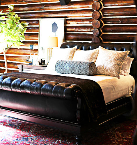 Lodge Living, The Design Shoppe The Design Shoppe Kamar Tidur Gaya Rustic