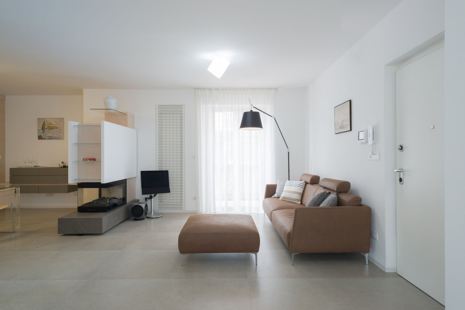 Una casa su due livelli II, Mario Ferrara Mario Ferrara Salas de estar modernas
