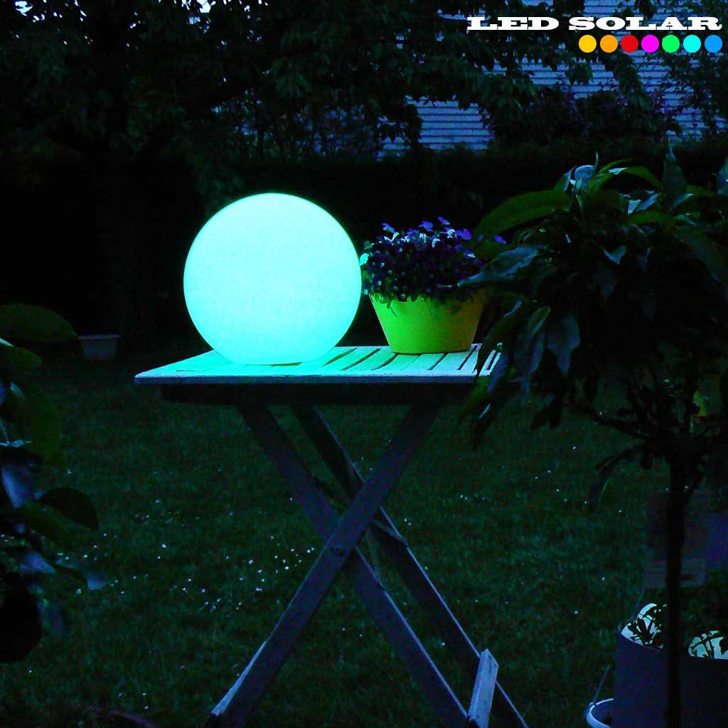 Solar - Licht - Inspiration für Haus und Garten, arcotec GmbH arcotec GmbH Vườn phong cách chiết trung Nhựa Lighting