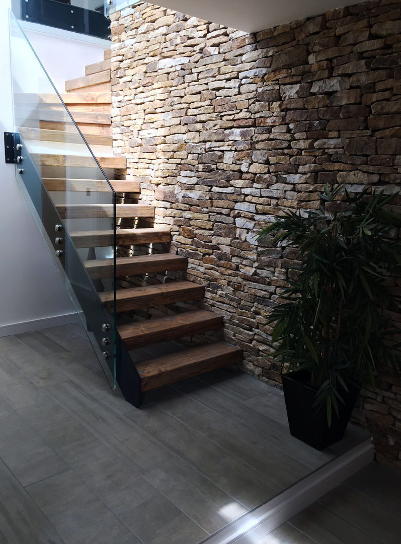 New House overlooking a Reservoir, Robin Ashley Architects Robin Ashley Architects Modern Corridor, Hallway and Staircase Wood Wood effect