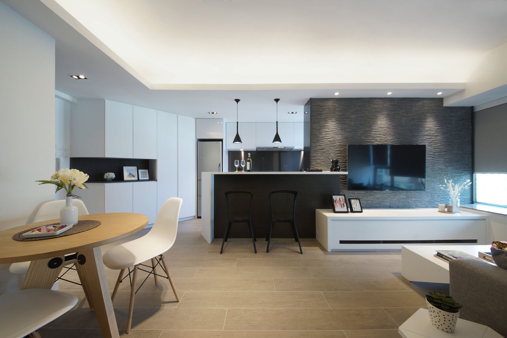 Shared contemporary home for grown-up brother and sister, Zip Interiors Ltd Zip Interiors Ltd residential,hong kong,private apartment,minimal,cozy home,home,contemporary home,bar island,open kitchen