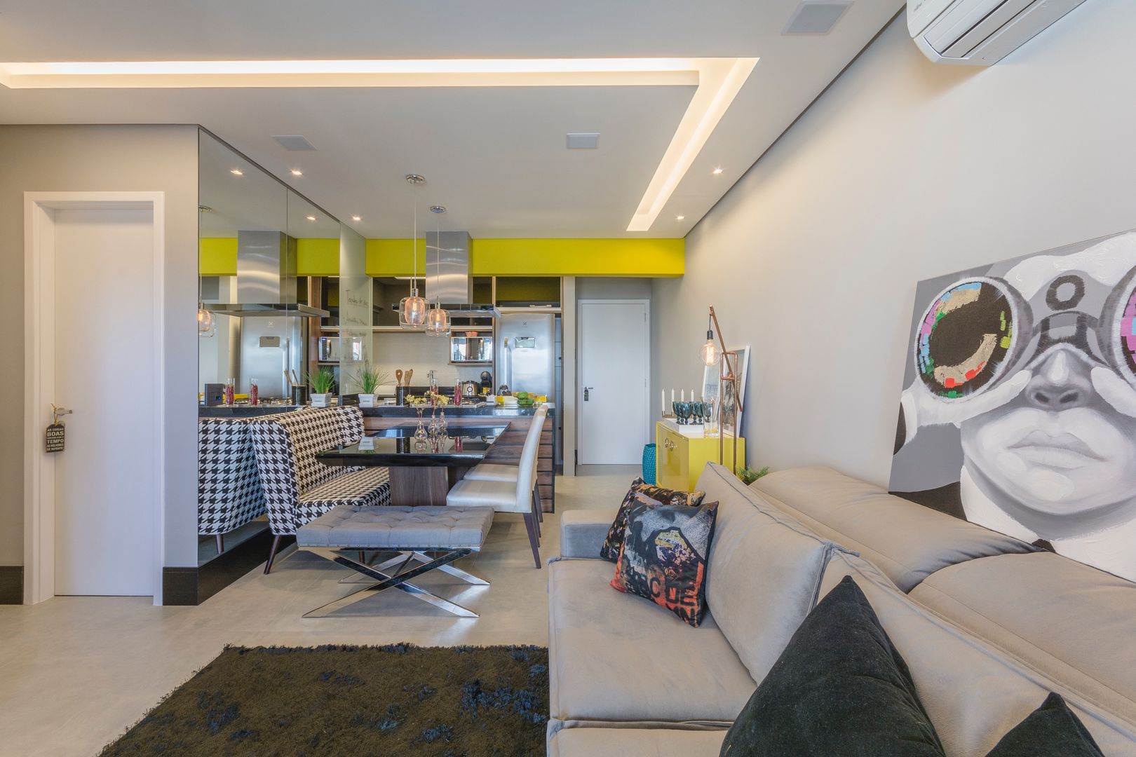 Colors, Lo. interiores Lo. interiores Modern living room