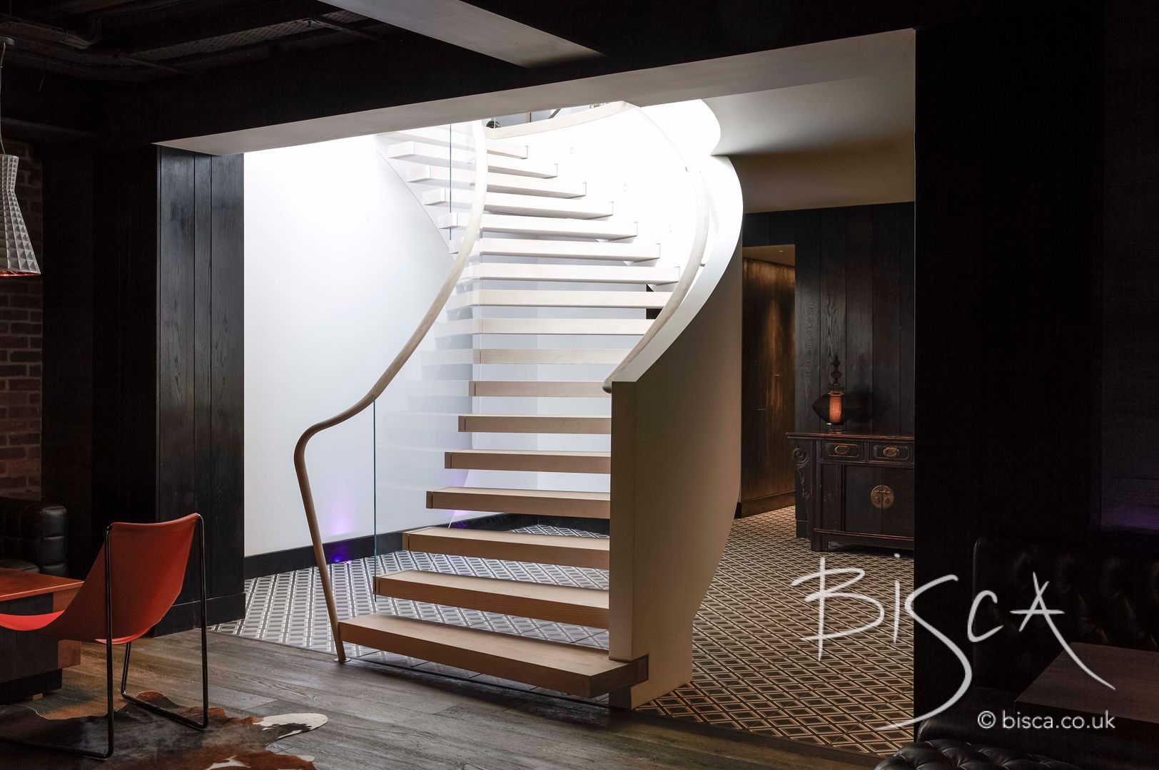 Basement Staircase Design by Bisca Bisca Staircases Phòng giải trí phong cách chiết trung